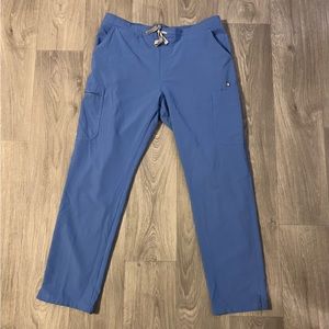 Figs Yola Skinny Scrub pants in Ceil Blue! Size Large!